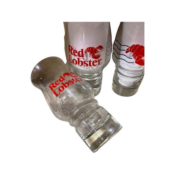Vintage Red Lobster Bar Glasses : Retro Barware : Cocktail Glass: 80’s Dining - Picture 2 of 4